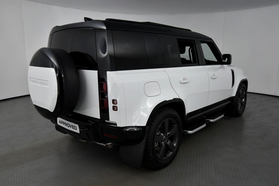 2025 LAND ROVER DEFENDER Defender