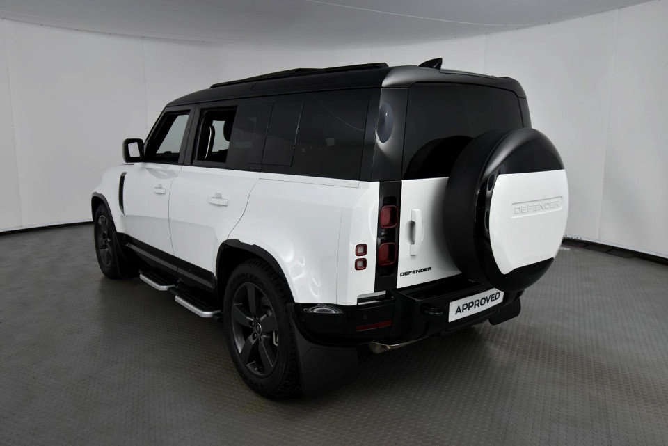 2025 LAND ROVER DEFENDER Defender