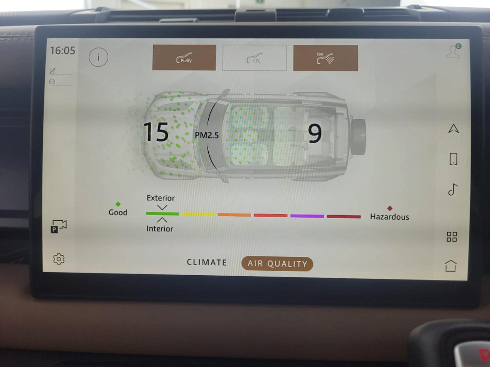 2025 LAND ROVER DEFENDER Defender