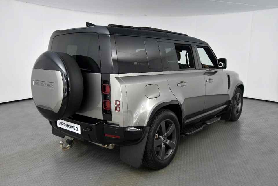 2025 LAND ROVER DEFENDER Defender