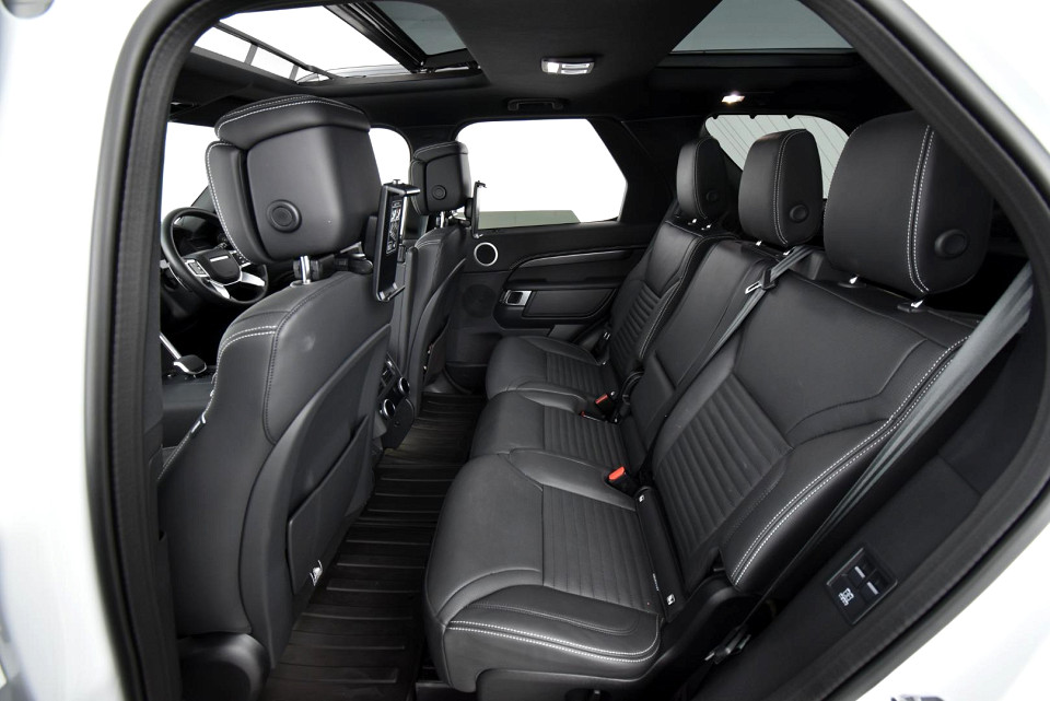 2025 LAND ROVER DISCOVERY 3.0D D350 METROPOLITAN EDITION (257kW)