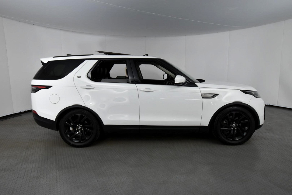 2020 LAND ROVER DISCOVERY 3.0 D SE (190kW)