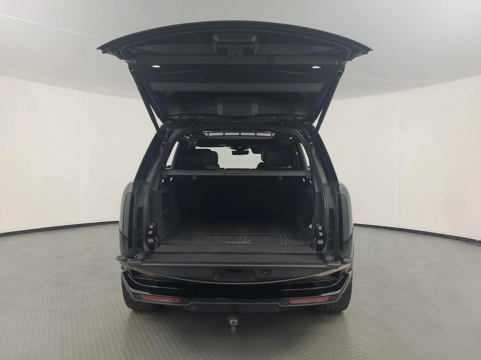 2023 LAND ROVER RANGE ROVER 4.4 P P530 SV (390kW)