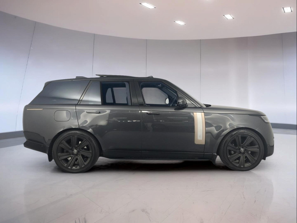 2023 LAND ROVER RANGE ROVER 4.4 P P530 SV (390kW)