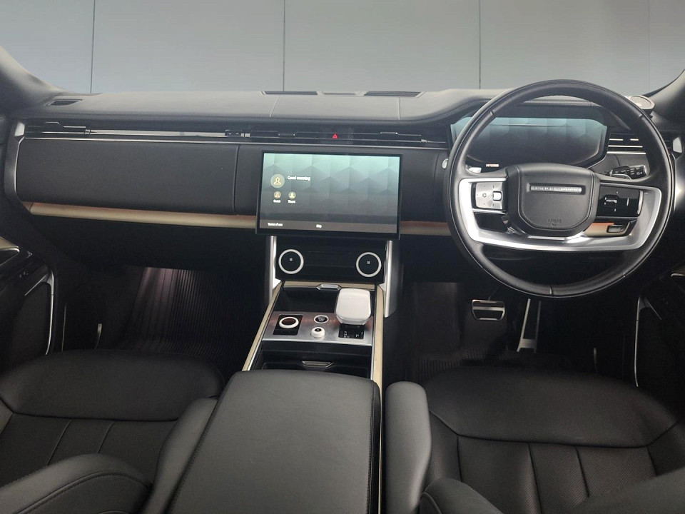 2023 LAND ROVER RANGE ROVER 4.4 P P530 SV (390kW)