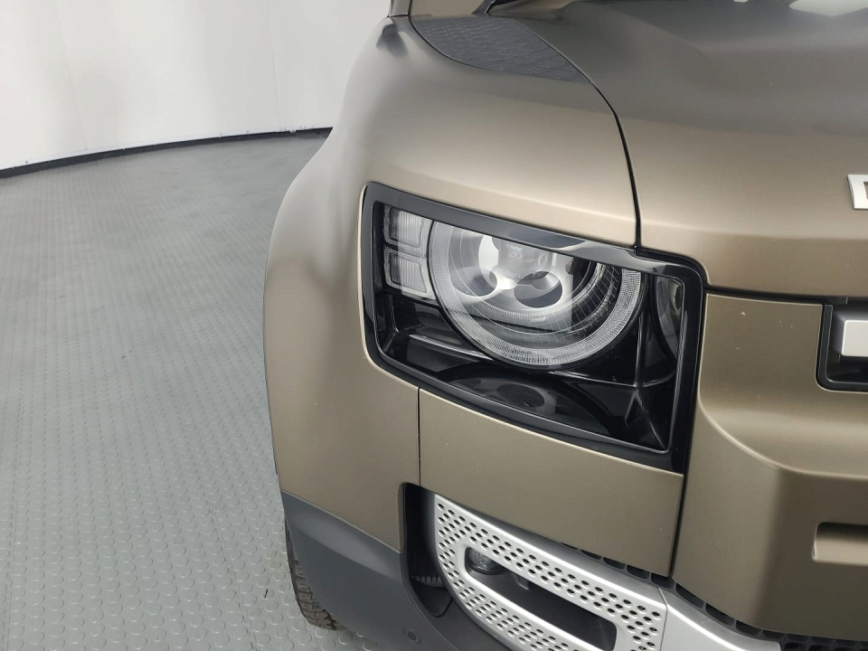 2024 LAND ROVER DEFENDER Defender