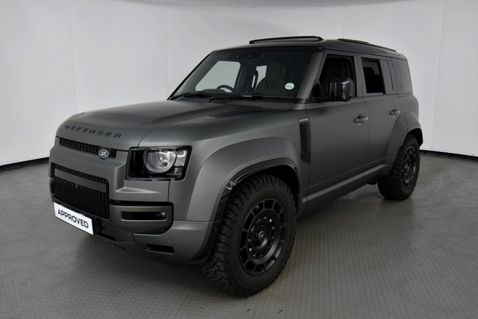 2025 LAND ROVER DEFENDER 110 4.4P P635 OCTA EDITION ONE (467kW)