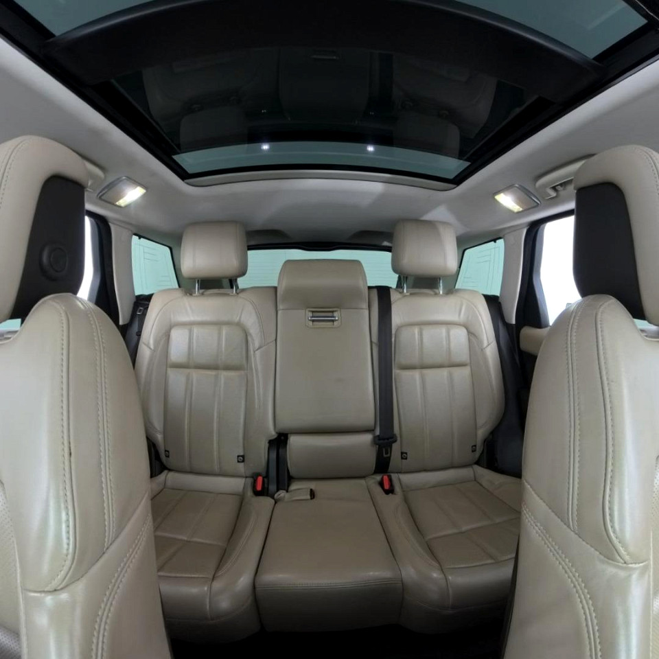 2025 LAND ROVER DEFENDER Defender