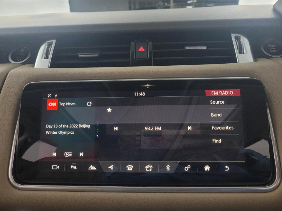 2025 LAND ROVER DEFENDER Defender