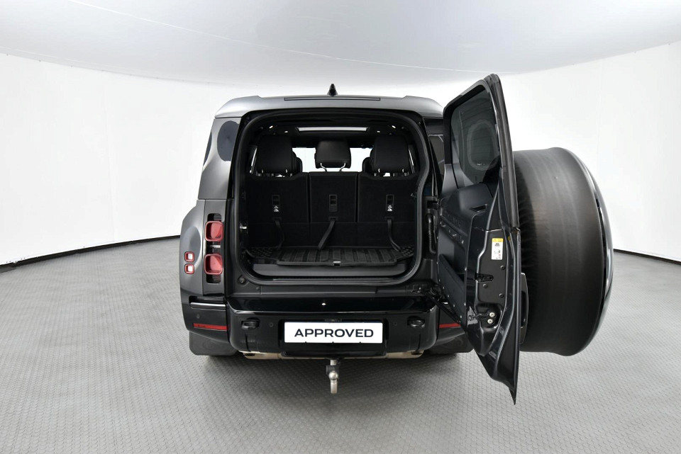 2025 LAND ROVER DEFENDER Defender