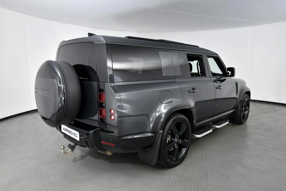 2025 LAND ROVER DEFENDER Defender