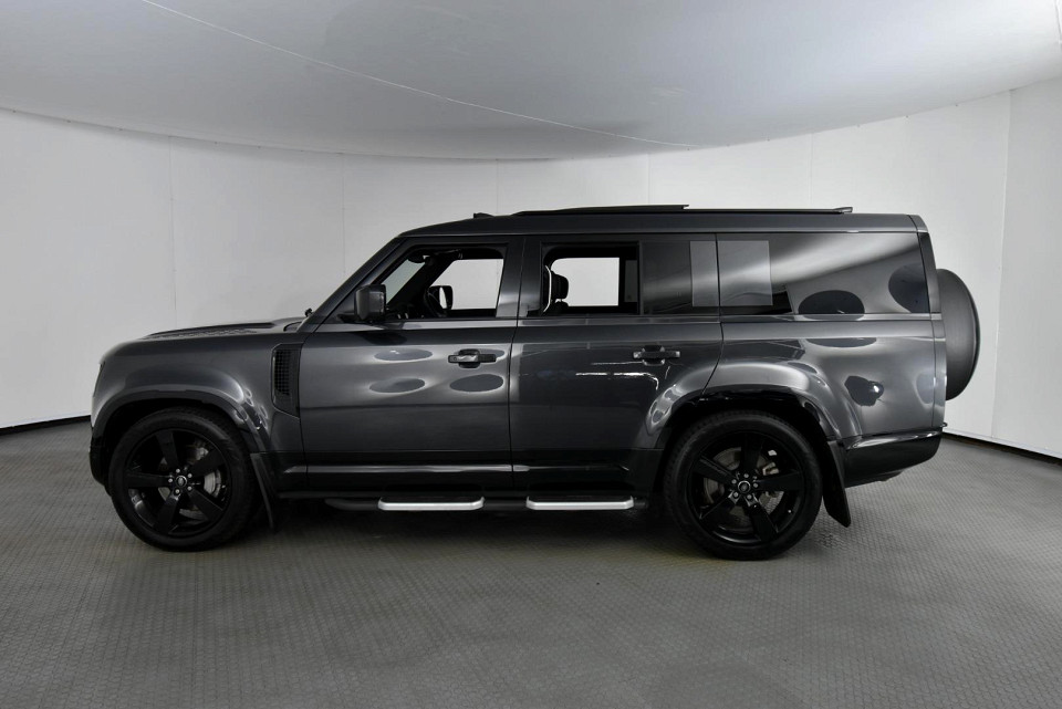 2025 LAND ROVER DEFENDER Defender
