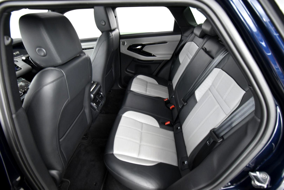 2025 LAND ROVER RANGE ROVER EVOQUE D200 DYNAMIC SE (147kW)