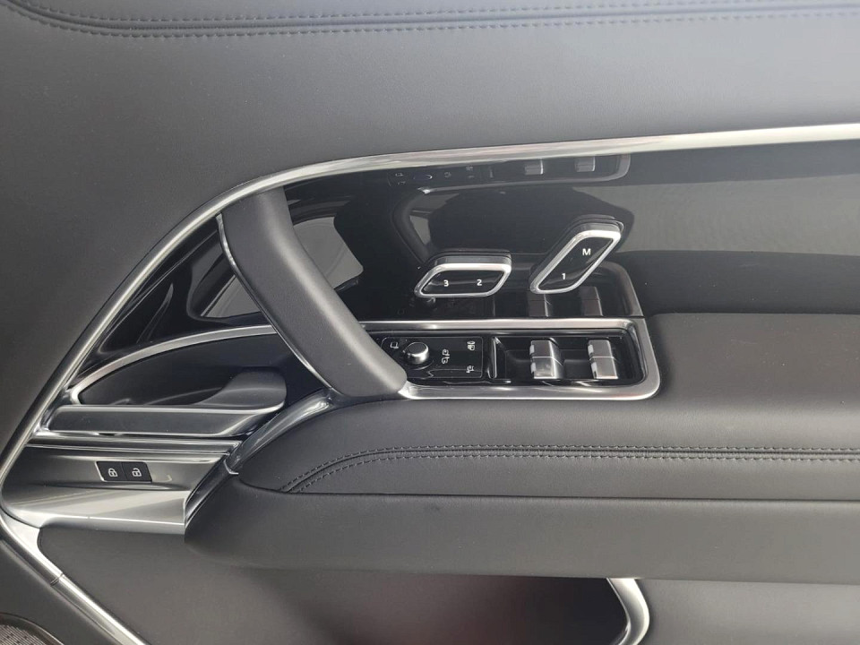 2026 LAND ROVER RANGE ROVER P530 AUTOBIOGRAPHY LWB (390kW)