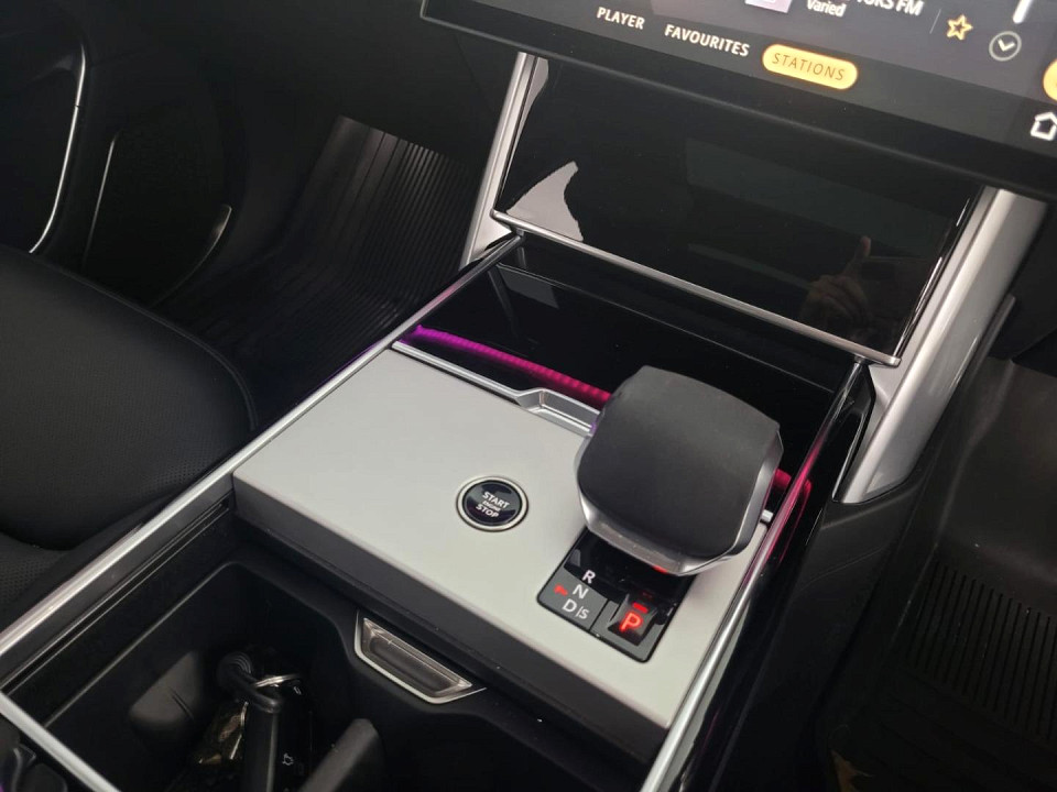 2026 LAND ROVER RANGE ROVER P530 AUTOBIOGRAPHY LWB (390kW)