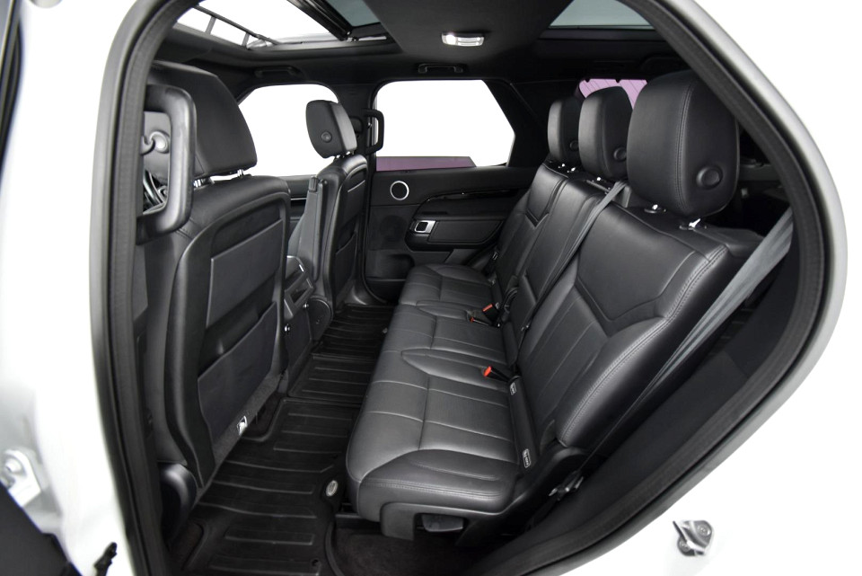 2020 LAND ROVER DISCOVERY 3.0 D SE (190kW)