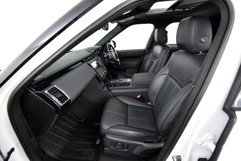 2020 LAND ROVER DISCOVERY 3.0 D SE (190kW)