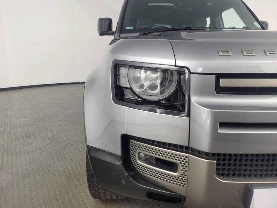 2021 LAND ROVER DEFENDER 110 2.0 D D240 X-DYNAMIC SE (177kW)