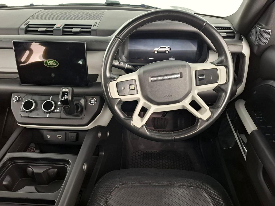 2023 LAND ROVER DEFENDER 110 2.0 D D240 X-DYNAMIC HSE (177kW)