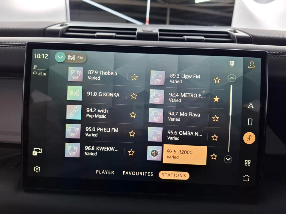 2023 LAND ROVER DEFENDER 110 2.0 D D240 X-DYNAMIC HSE (177kW)