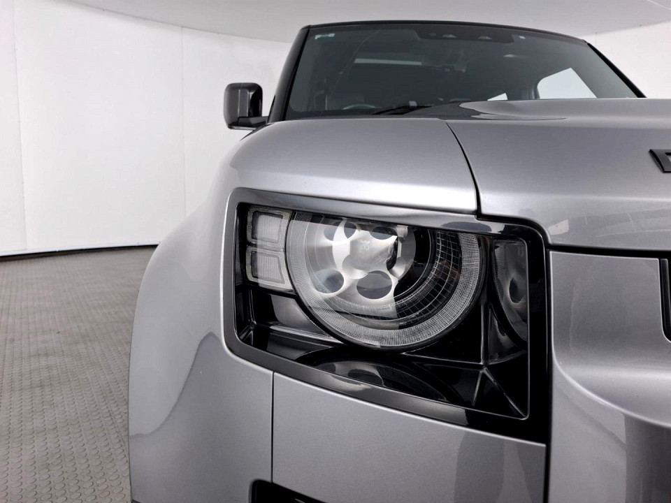 2023 LAND ROVER DEFENDER 110 2.0 D D240 X-DYNAMIC HSE (177kW)