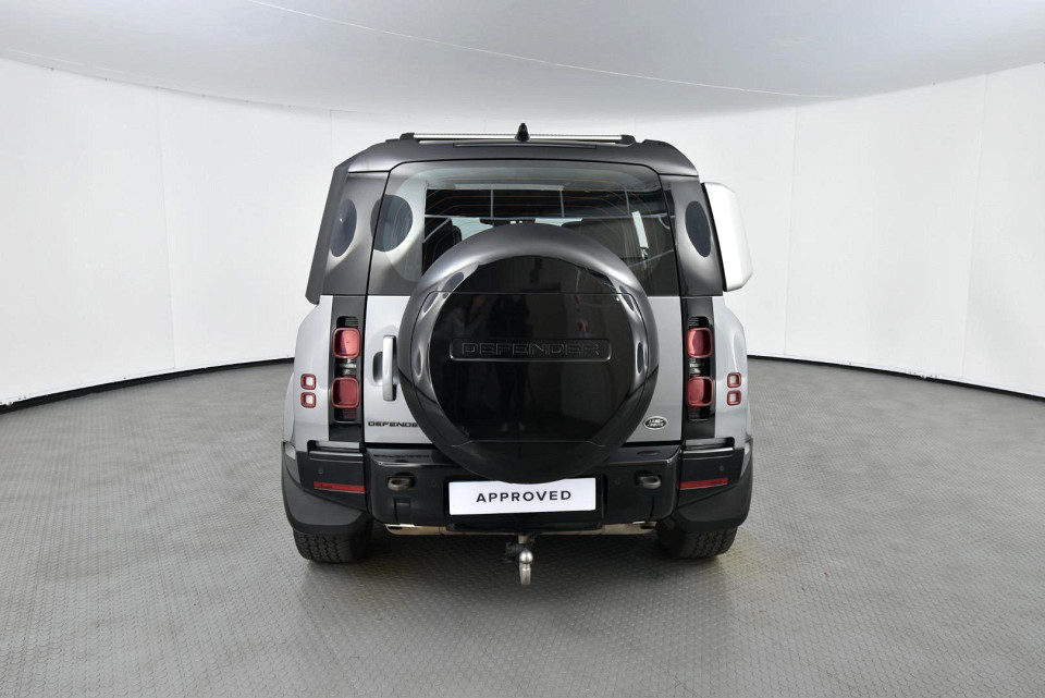 2023 LAND ROVER DEFENDER 110 2.0 D D240 X-DYNAMIC HSE (177kW)