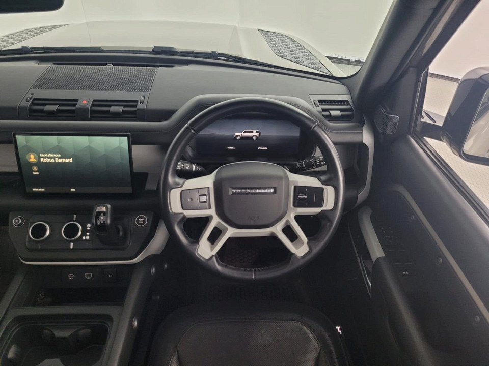 2023 LAND ROVER DEFENDER 110 3.0 D D300 X-DYNAMIC HSE (221kW)