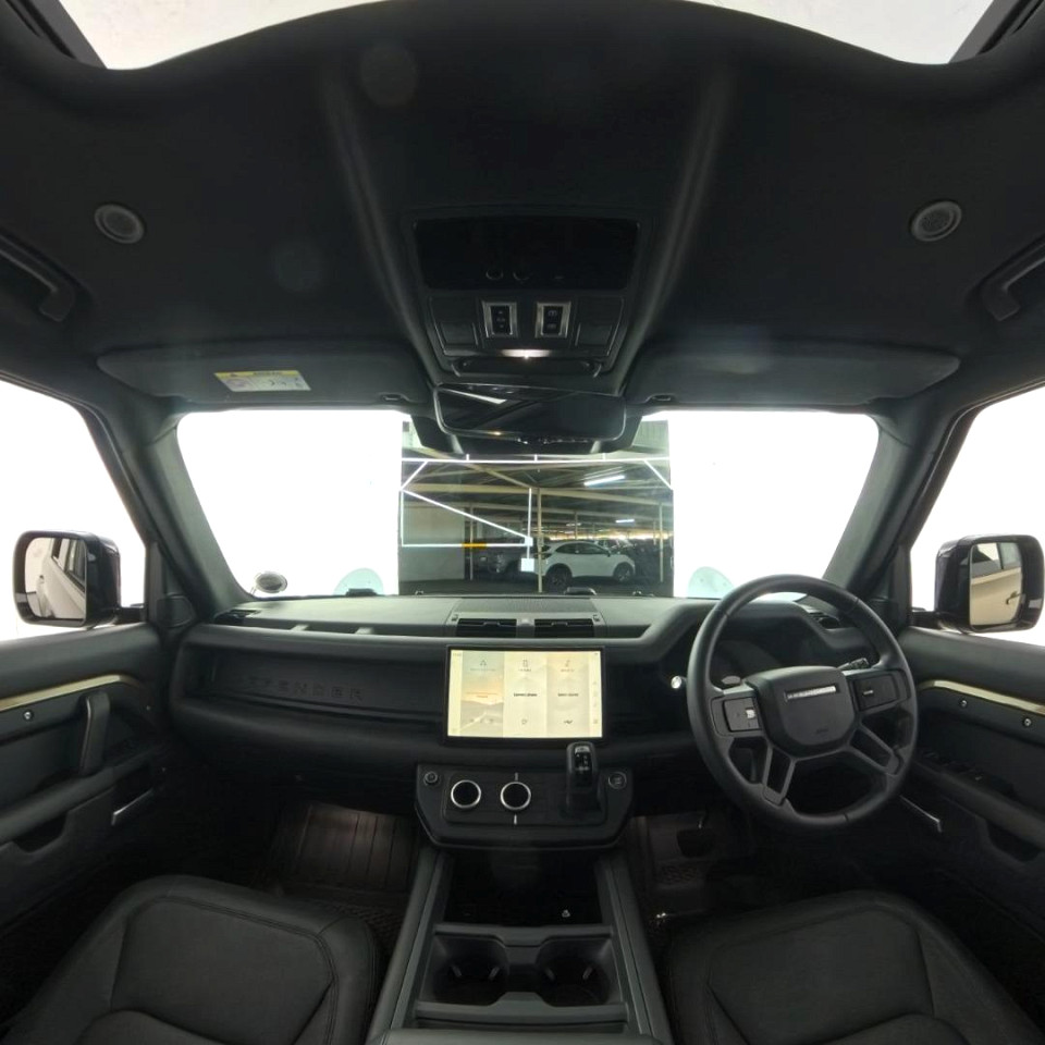 2025 LAND ROVER DEFENDER Defender