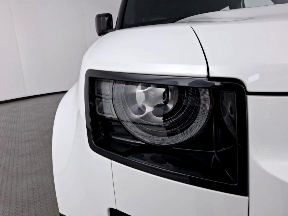 2025 LAND ROVER DEFENDER Defender