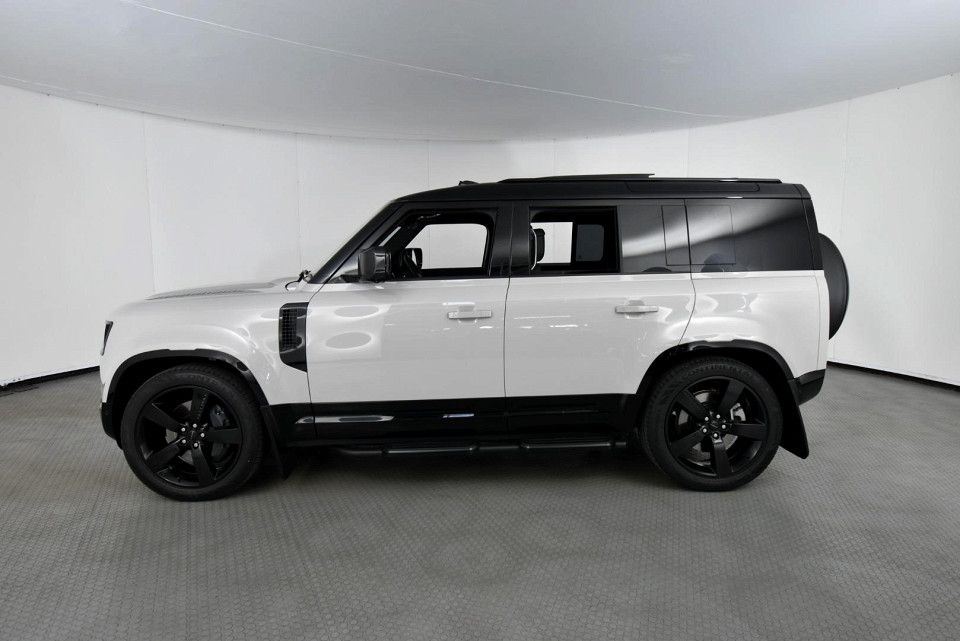 2026 LAND ROVER DEFENDER 110 5.0P P425 X-DYNAMIC HSE (313kW)
