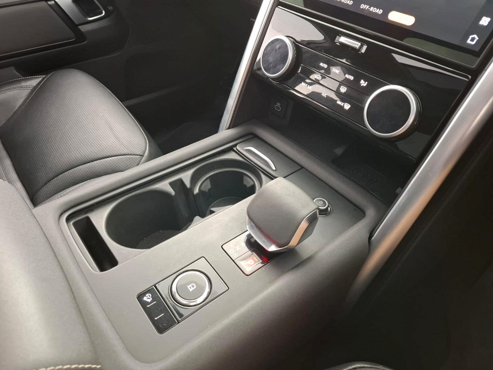 2021 LAND ROVER DISCOVERY 3.0 D R-DYNAMIC SE (221kW)