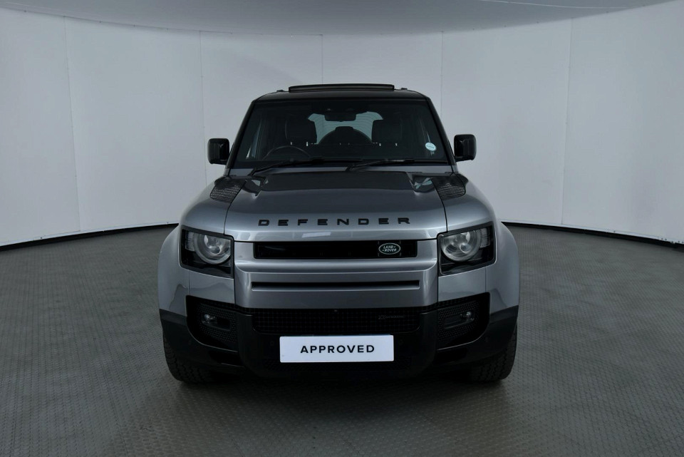 2023 LAND ROVER DEFENDER 110 2.0 D D240 X-DYNAMIC HSE (177kW)