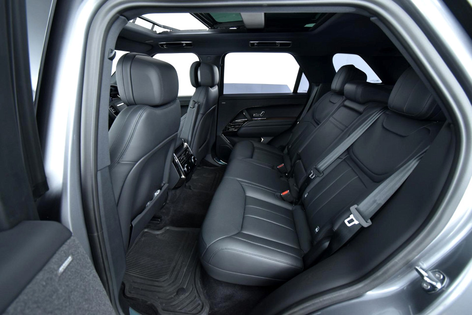 2024 LAND ROVER RANGE ROVER SPORT 3.0 D D350 DYNAMIC HSE (258kW)