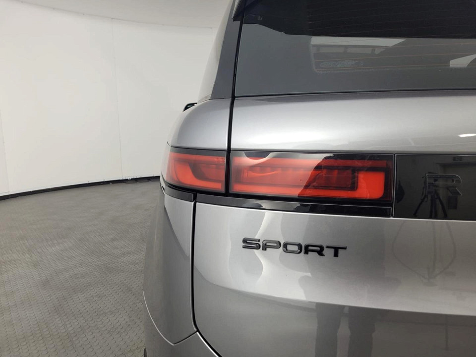 2024 LAND ROVER RANGE ROVER SPORT 3.0 D D350 DYNAMIC HSE (258kW)