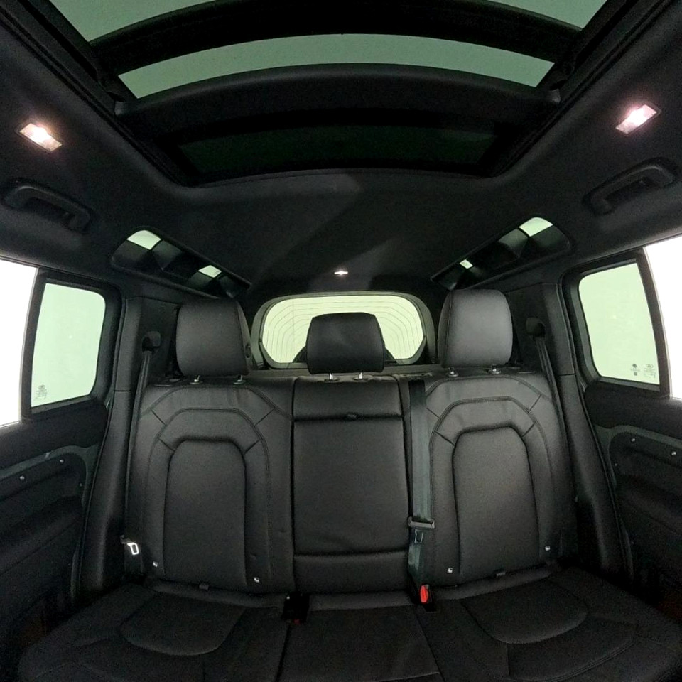 2026 LAND ROVER DEFENDER 110 3.0D D350 TROPHY EDITION (257kW)