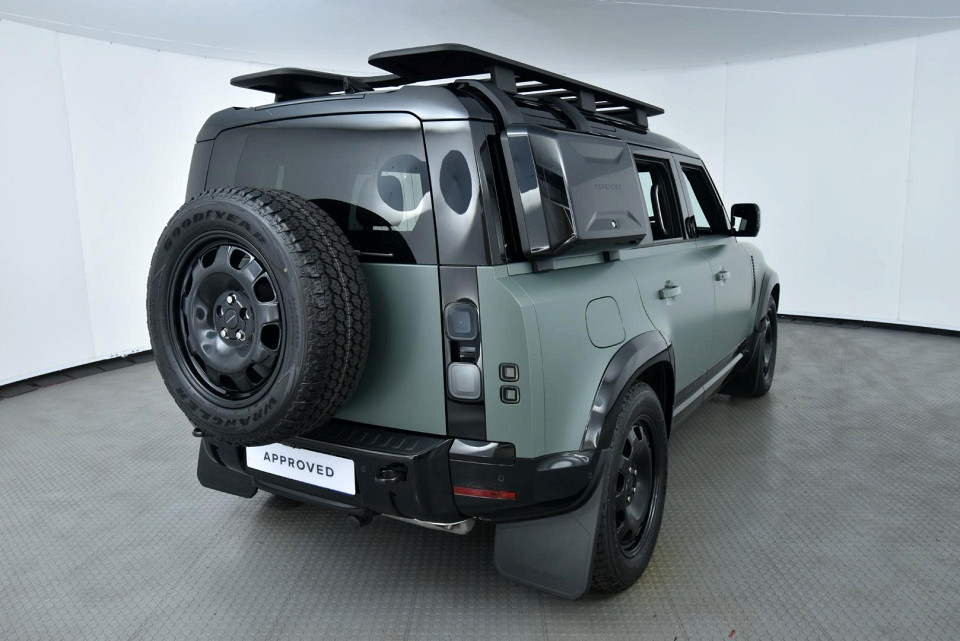 2026 LAND ROVER DEFENDER 110 3.0D D350 TROPHY EDITION (257kW)
