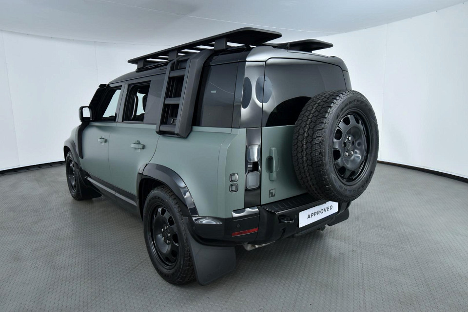 2026 LAND ROVER DEFENDER 110 3.0D D350 TROPHY EDITION (257kW)