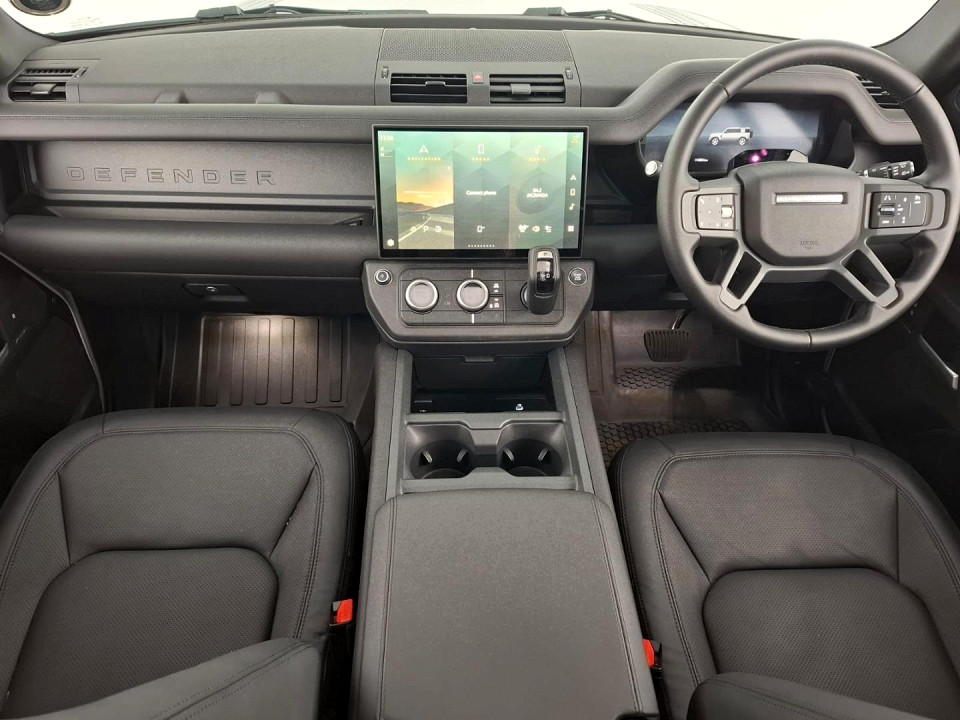 2026 LAND ROVER DEFENDER Defender