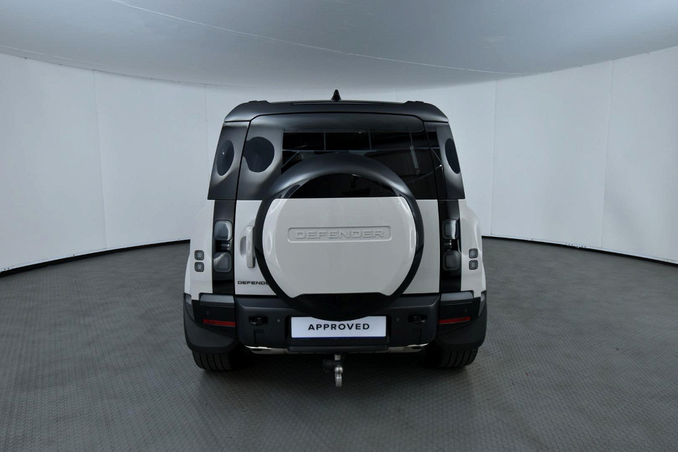 2026 LAND ROVER DEFENDER Defender