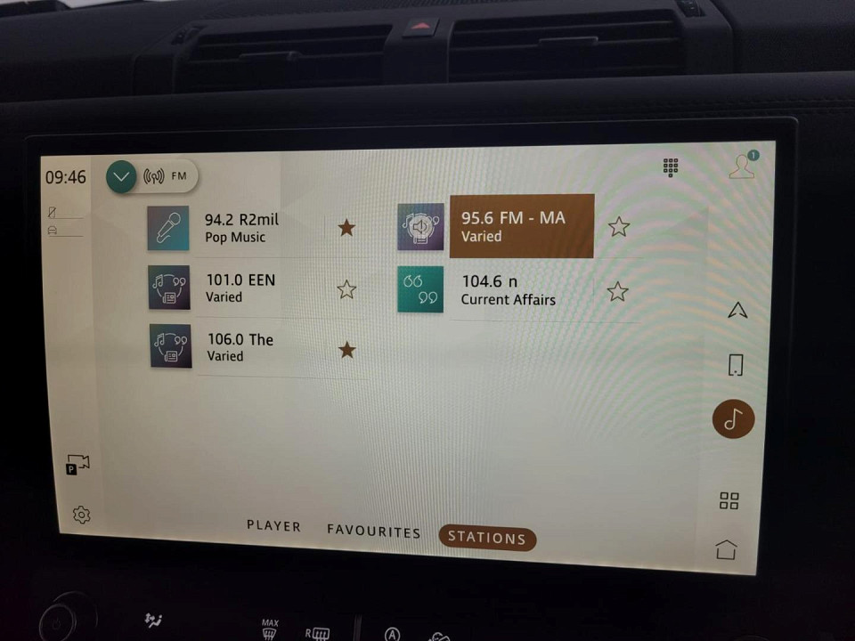 2026 LAND ROVER DEFENDER Defender