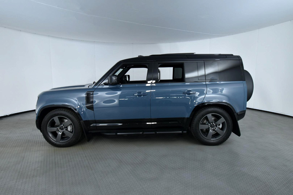 2026 LAND ROVER DEFENDER Defender
