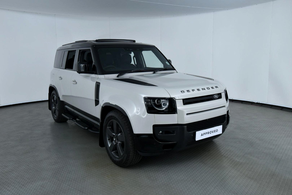 2026 LAND ROVER DEFENDER Defender