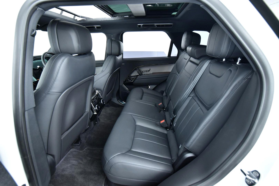 2026 LAND ROVER RANGE ROVER SPORT D350 DYNAMIC HSE (258kW)