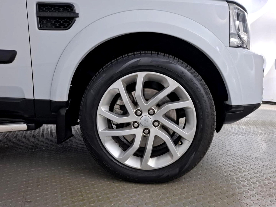 2017 LAND ROVER DISCOVERY 3.0 SD V6 LANDMARK