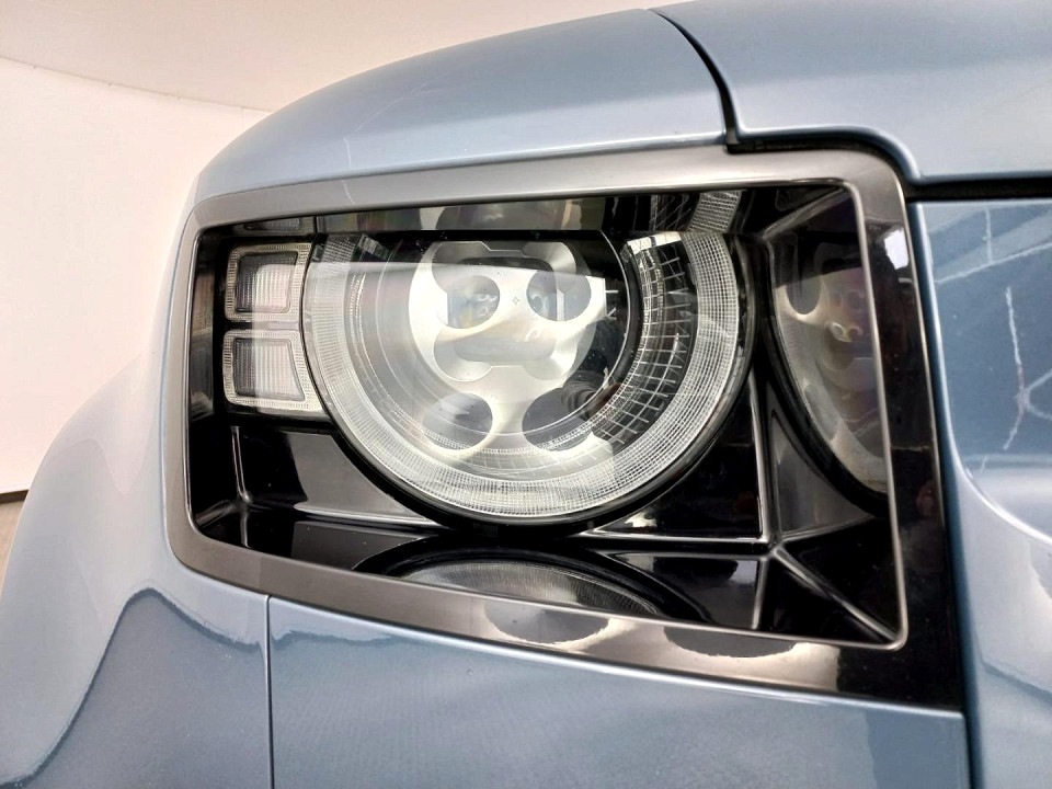 2021 LAND ROVER DEFENDER 110 2.0 D D240 X-DYNAMIC SE (177kW)
