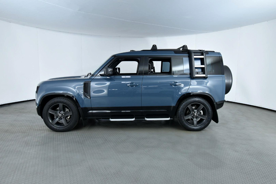 2021 LAND ROVER DEFENDER 110 2.0 D D240 X-DYNAMIC SE (177kW)