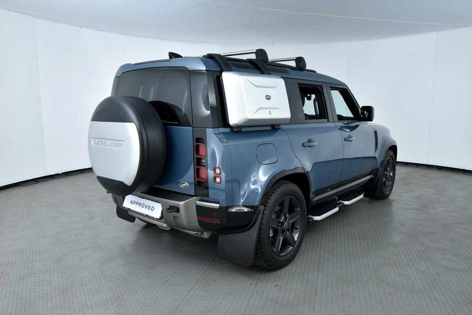 2021 LAND ROVER DEFENDER 110 2.0 D D240 X-DYNAMIC SE (177kW)