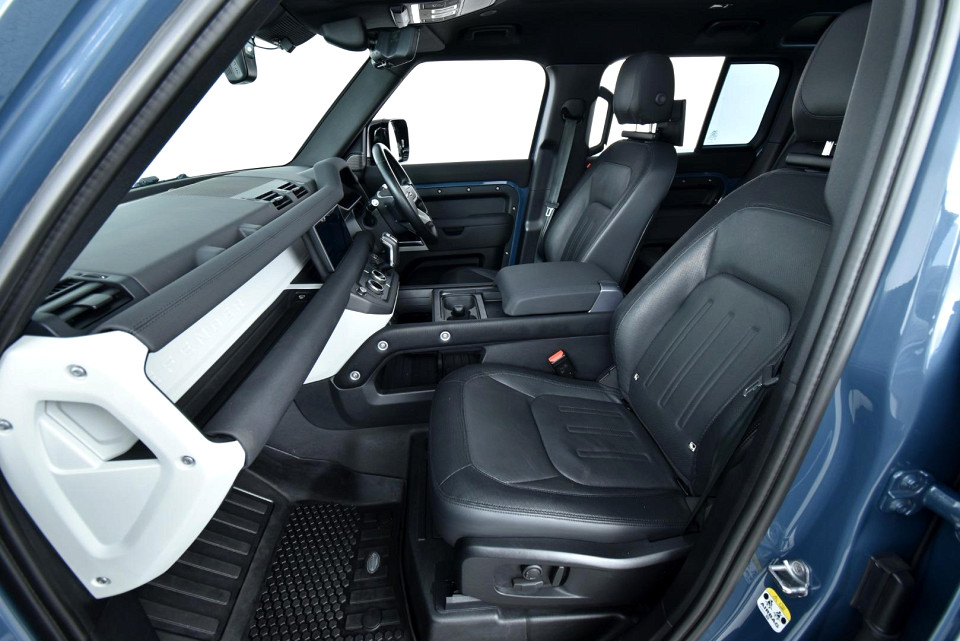 2021 LAND ROVER DEFENDER 110 2.0 D D240 X-DYNAMIC SE (177kW)