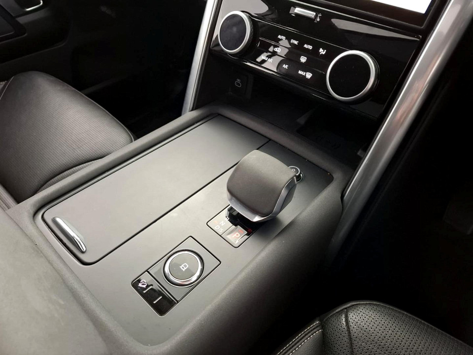 2021 LAND ROVER DISCOVERY 3.0 D R-DYNAMIC SE (221kW)