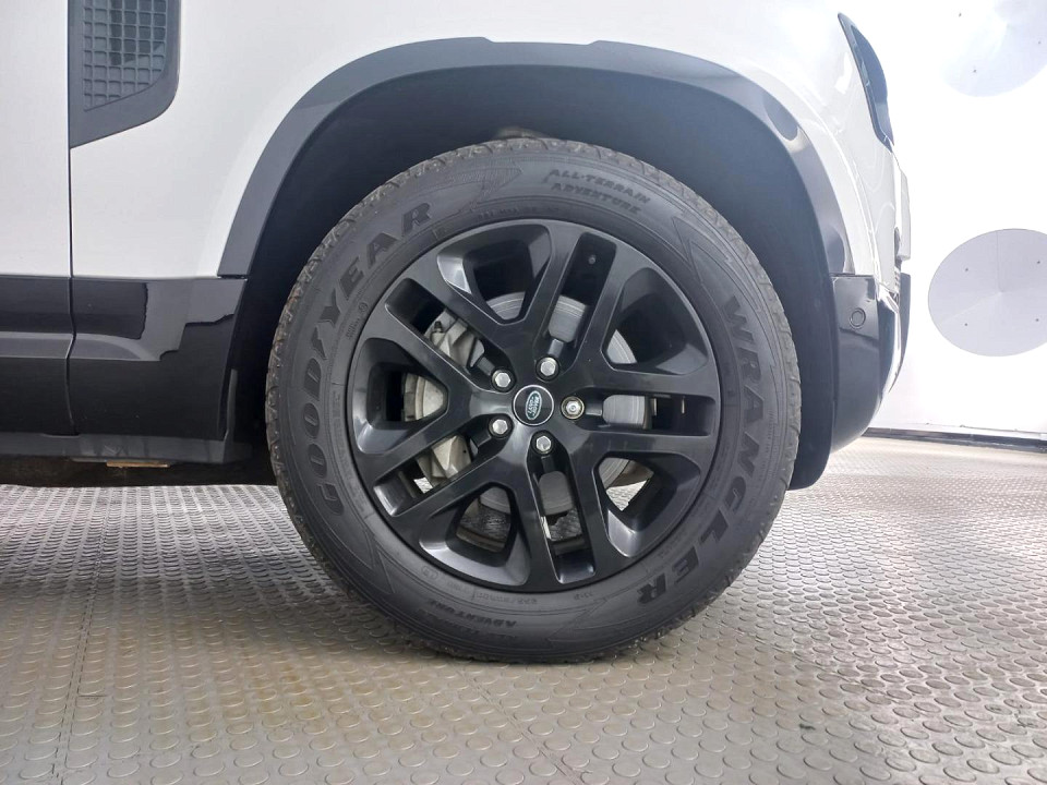 2022 LAND ROVER DEFENDER 110 3.0 D D300 X-DYNAMIC HSE (221kW)